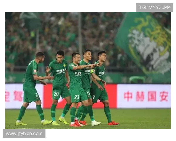 武汉足球队技术实力强劲荣登全国足球技术排行榜第十位 武汉足球队技术实力强劲荣登全国足球技术排行榜第十位