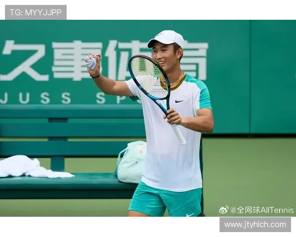 王伟的网球人生深度对话探索他的梦想与挑战之路 王伟的网球人生深度对话探索他的梦想与挑战之路